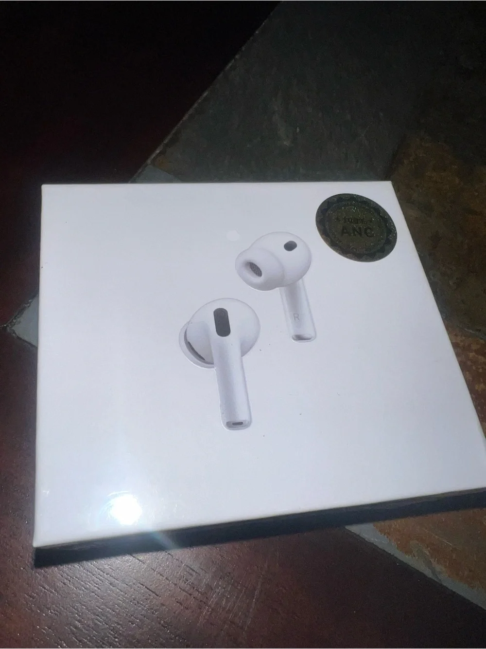 Apple AirPods Pro 3 in White